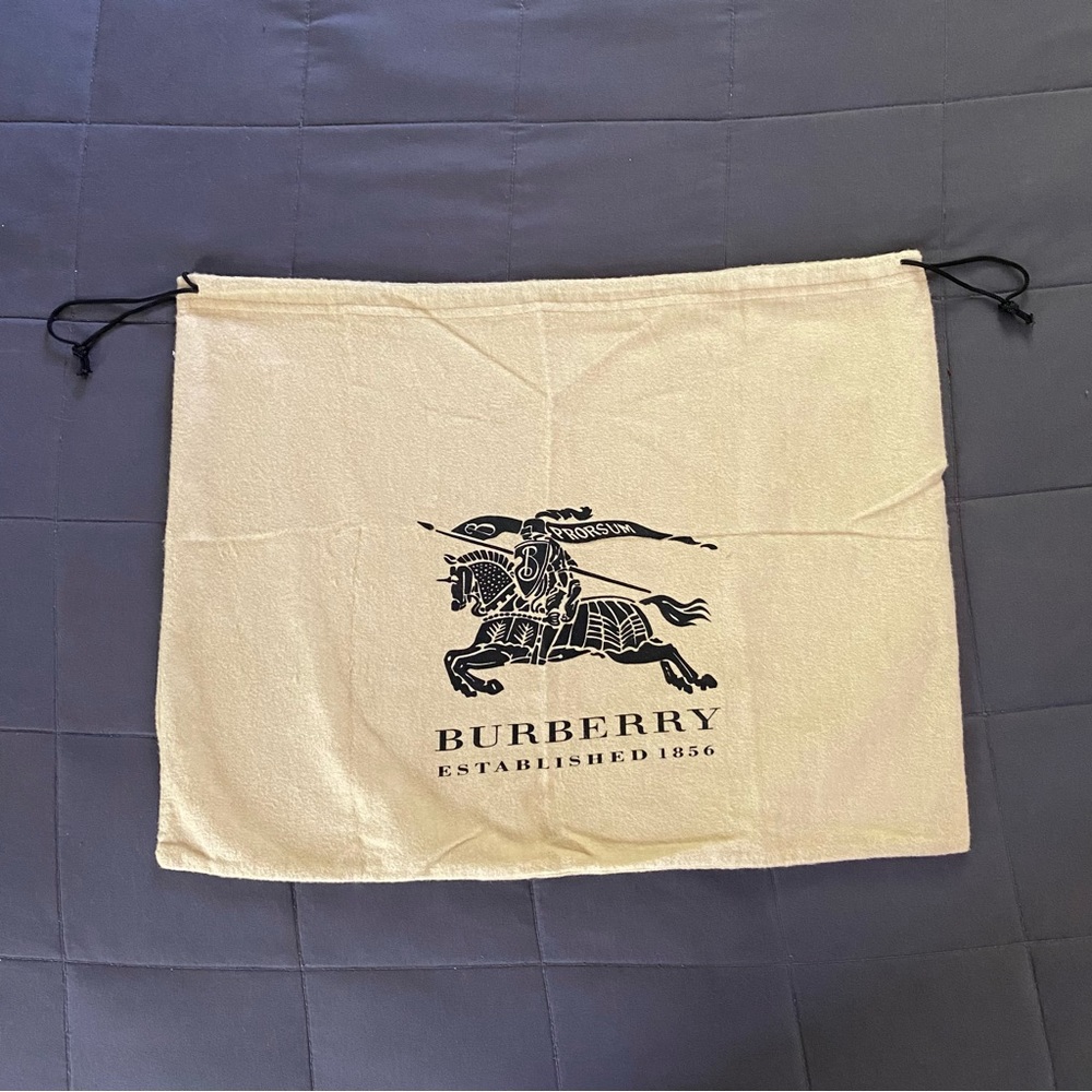 Burberry | Tan Drawstring Dust Bag
